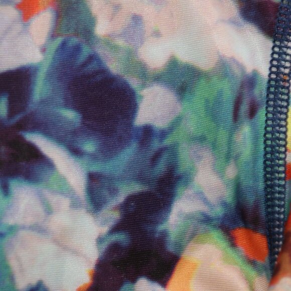 American Eagle Outfitters Athletic Bike Shorts β Floral & Stretchy πΈβ¨ - Picture 2 of 7